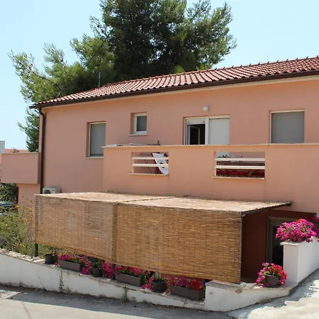 Apartment Mavarstica 11208c Trogir