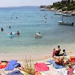 Mavarstica 11208c * Τρογκίρ